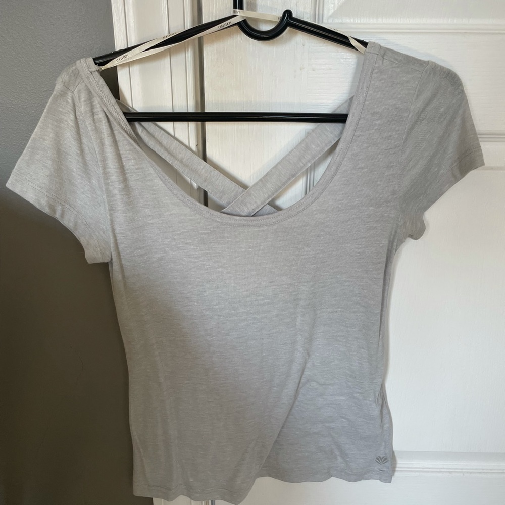 Grey top